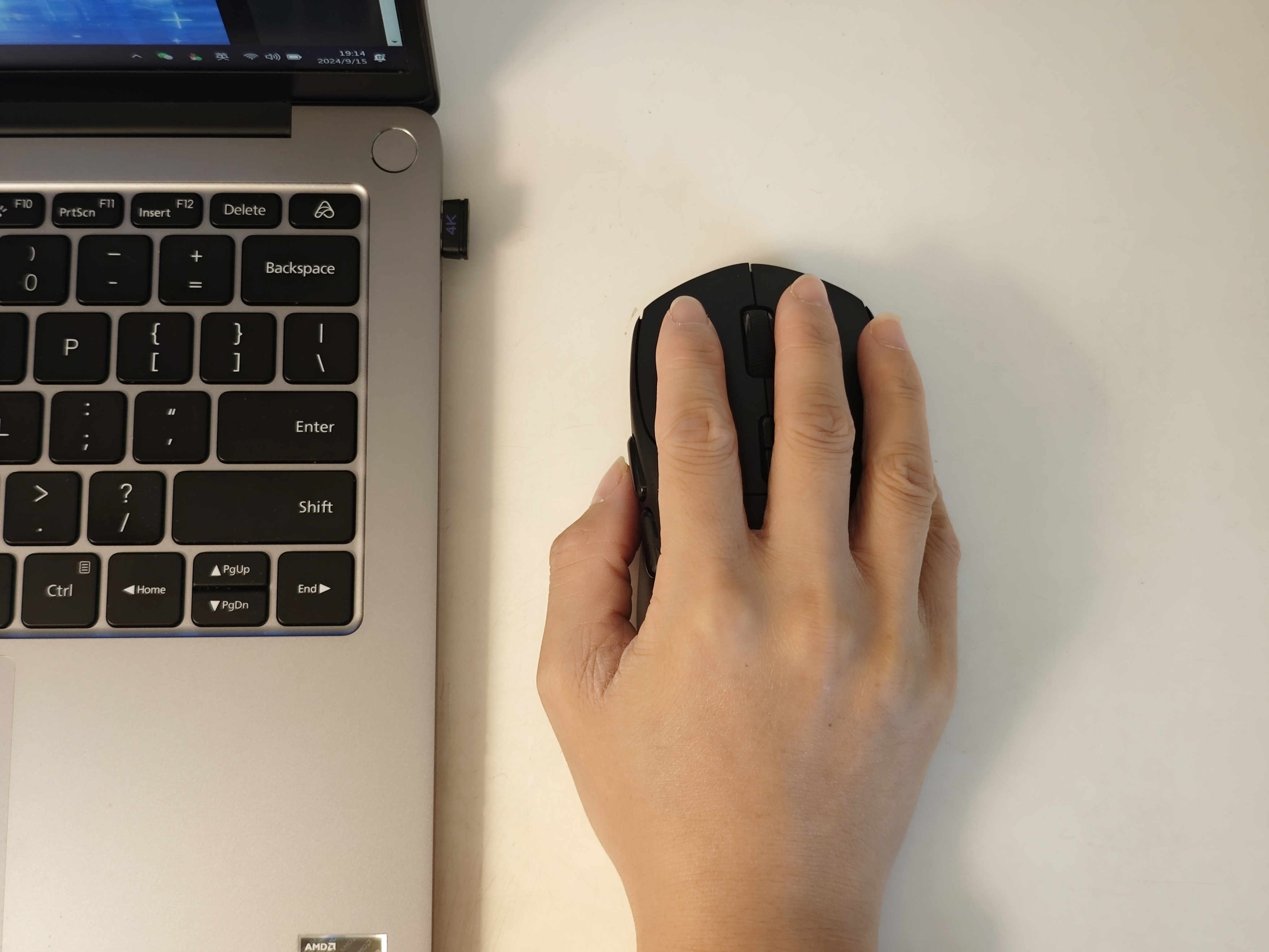 雷柏VT1Air MAX游戏鼠标:50g轻盈灵动,3950精准制胜的电竞利器