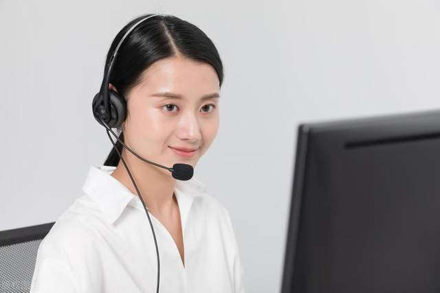 最后是联系官方客服:管理员或超级管理员应尝试通过企业微信官方公众