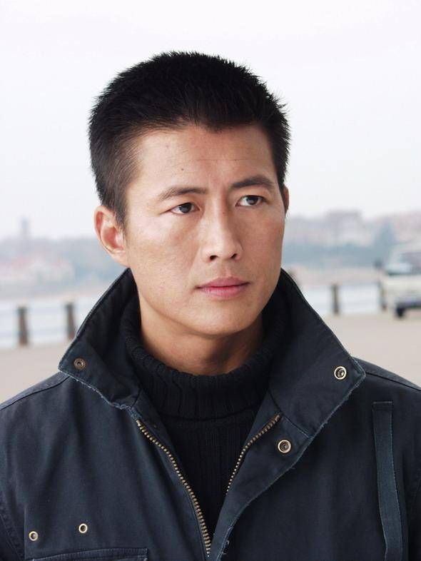 高曙光女儿:被妈妈江珊独自抚养17年,异母弟弟可继承亿万家产_高亦心