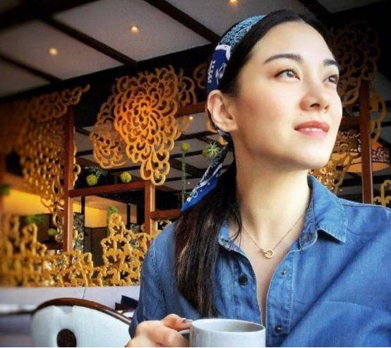 她曾是tvb当红女星,如今被人遗忘,最可惜与刘恺威6年恋情成空_廖碧儿