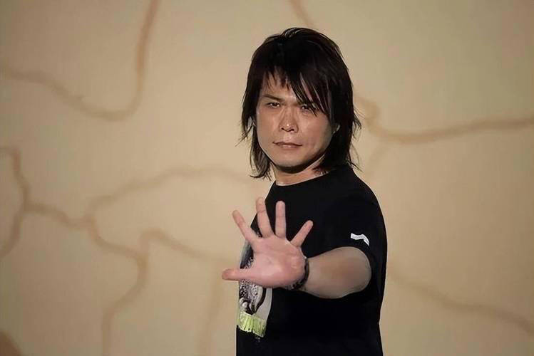 伍佰回应被黄晓明新欢吐槽歌猥琐:唱了半辈子的歌,这是第一次被人说"