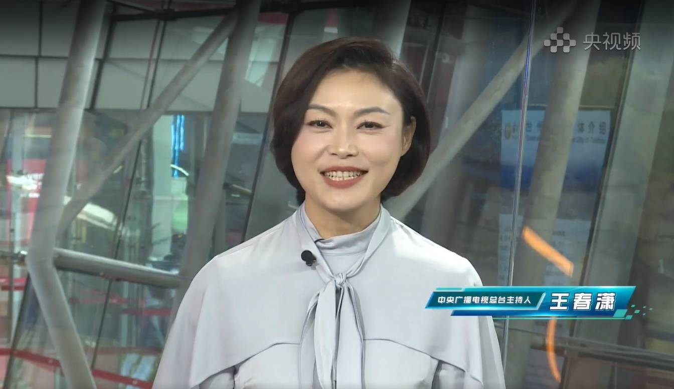 央视:效仿上海台,首次出现郑子可王春潇2人"双女播报"之先例