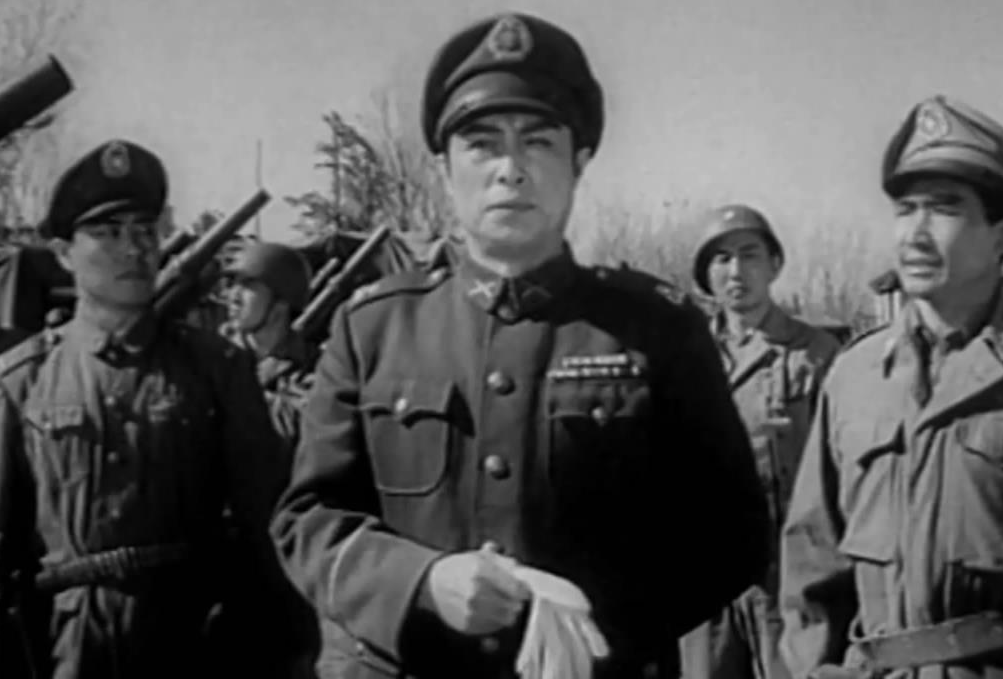 1975年 演《侦察兵》失败的王心刚 誓要打场翻身仗 结果却遭停职检查?