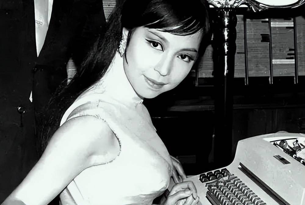 桃色绯闻满天飞,她却不爱豪门只爱祖国