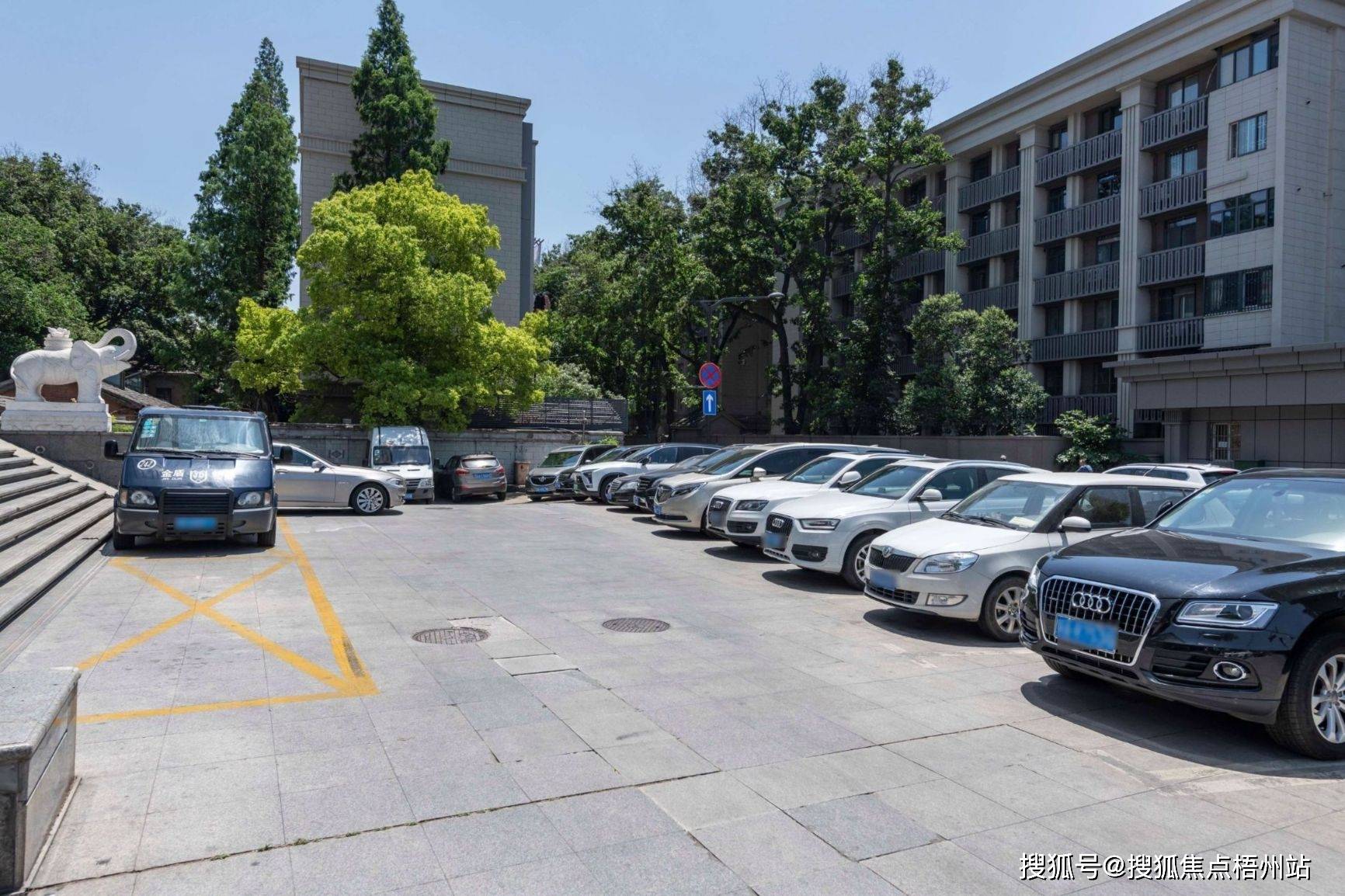 南京和平大厦租金_地址_地图_电话_写字楼怎么样