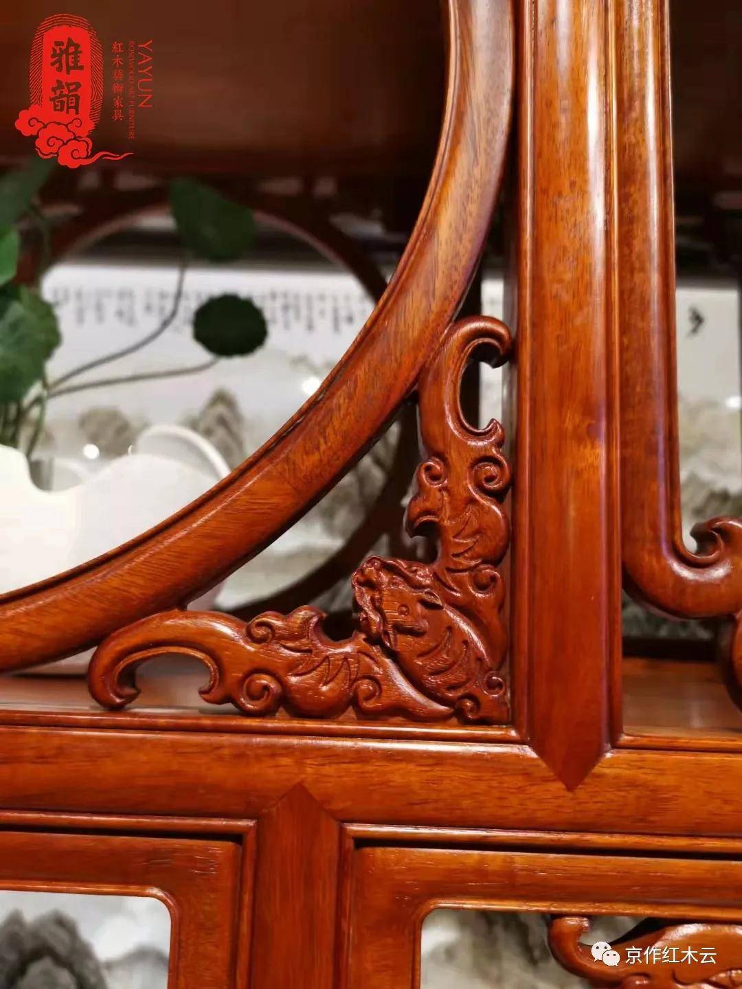 博古架的设计是以人为本,在设计上要求人文精神与舒适享受同时并重,既