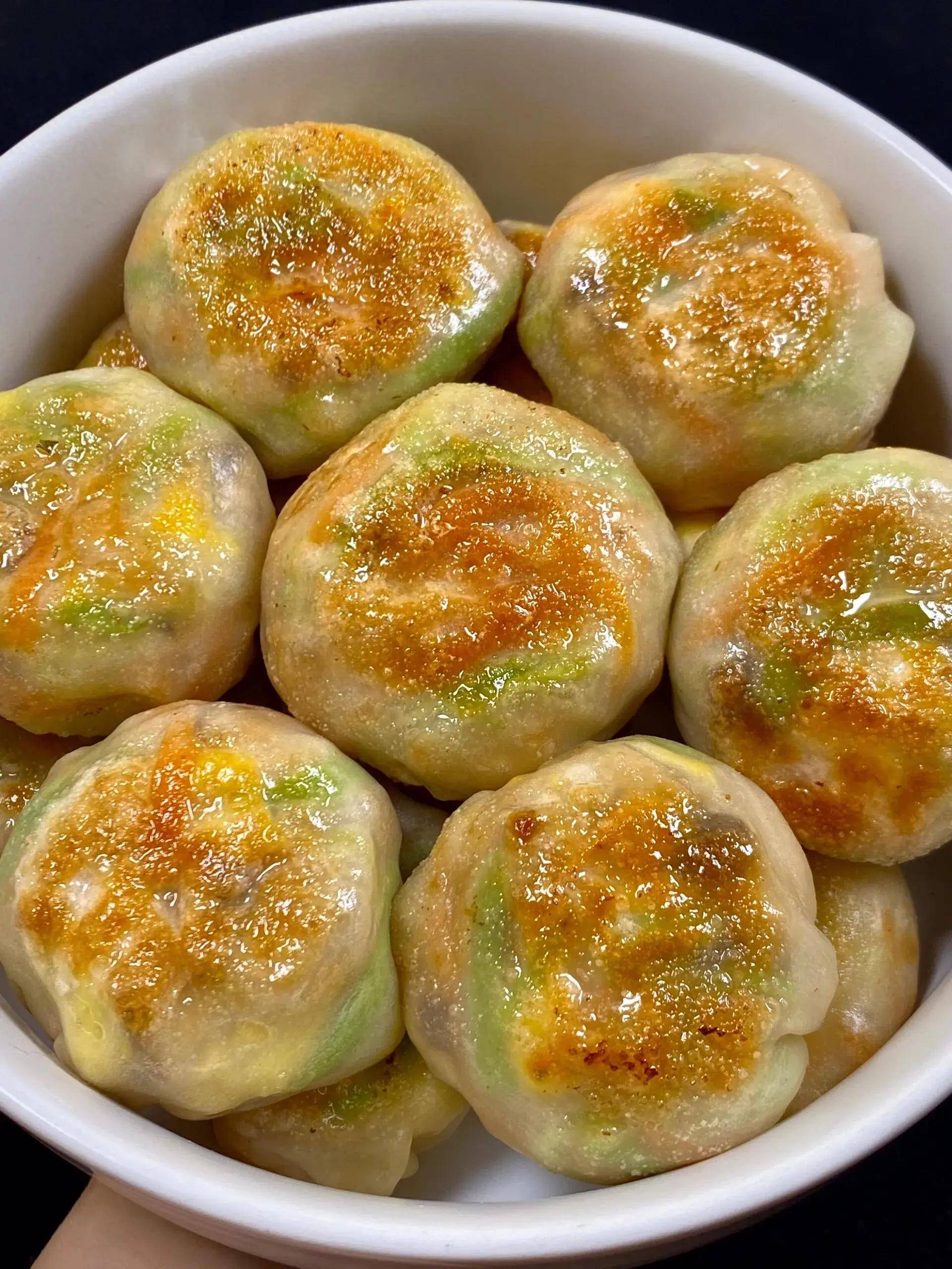 这个素煎包做法特别简单而且好吃特别适合当早餐
