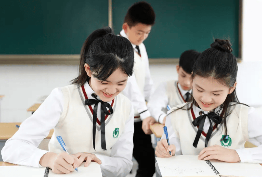 "妈妈,我要结婚了",小学生早恋,重在引导