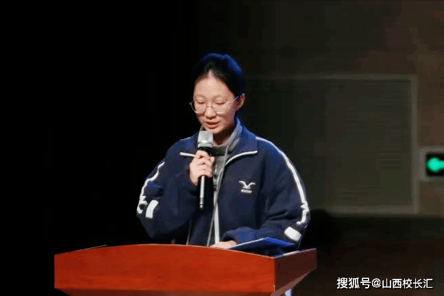 山西太原五中龙城校区高二年级开展项目式学习成果展示