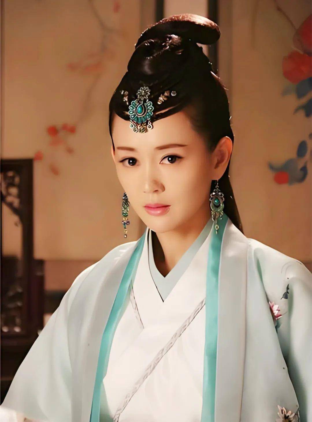 三版《甘十九妹》pk,大陆终于胜过港剧,杨露最美甘明珠_内地_张定涵