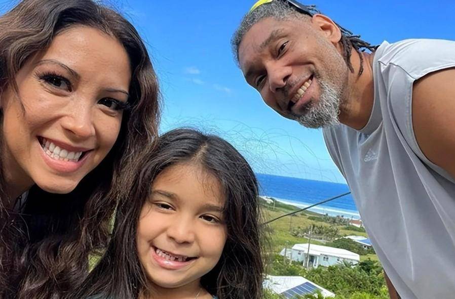 邓肯:忘掉前妻背叛身材消瘦!瓦妮莎给他生娃活出自我