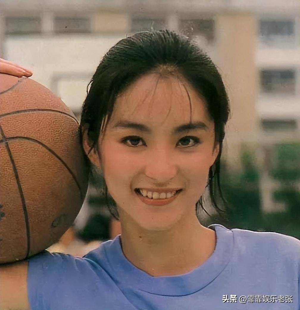 1974年,秦汉对怀孕的妻子说:我爱上林青霞,但也不想失去你