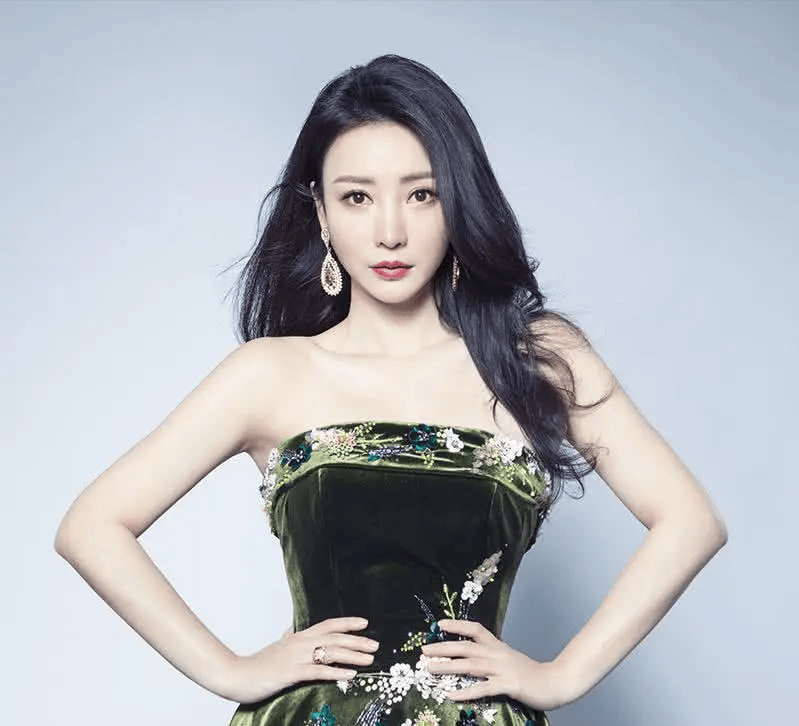 看到柳岩出现在相亲节目上,不少