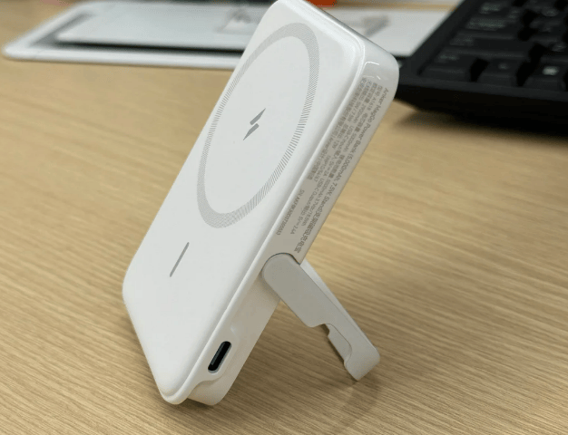 小米和西圣哪个牌子好用?小米、西圣、安克充电宝王者性能大PK