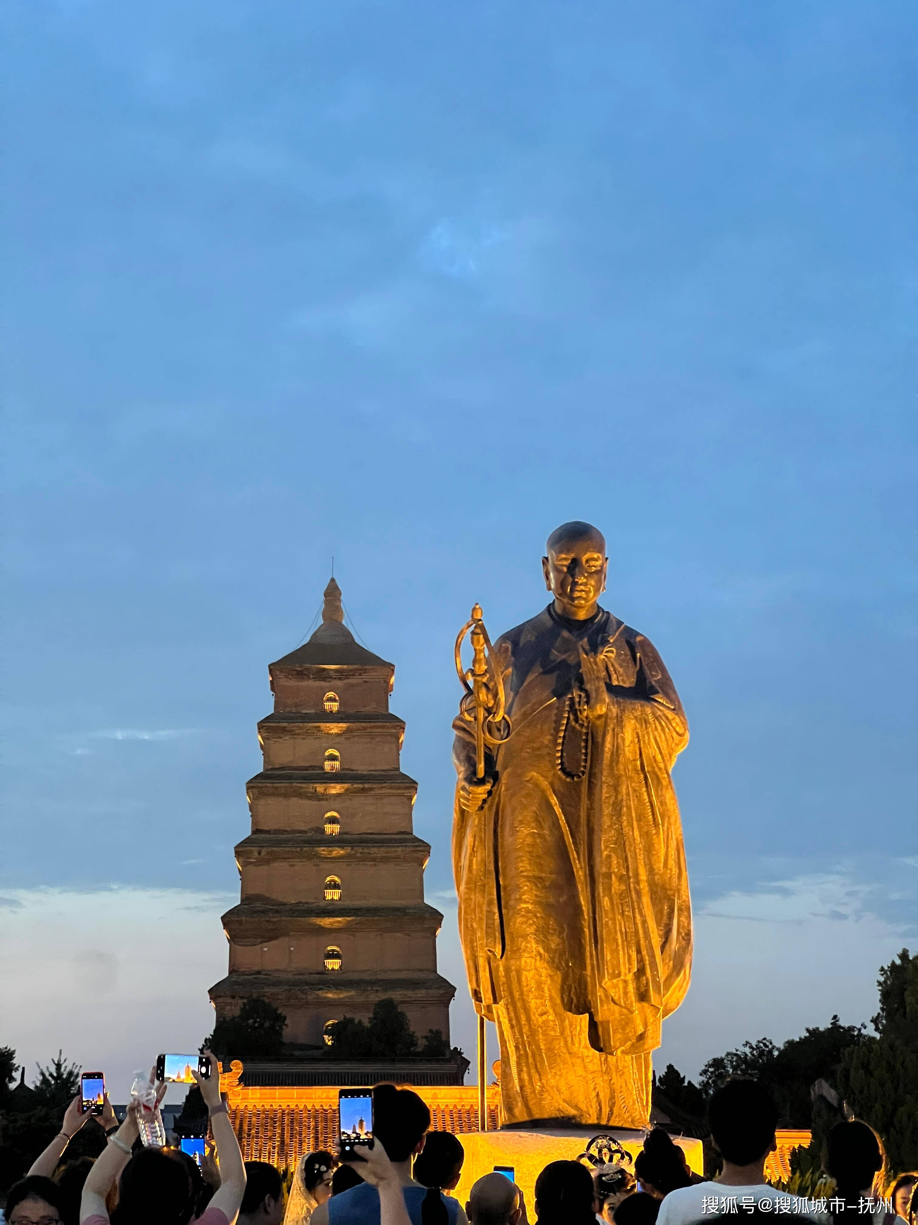 情侣去西安玩4天3晚多少钱,西安旅游哪些景点必去的,看完就懂