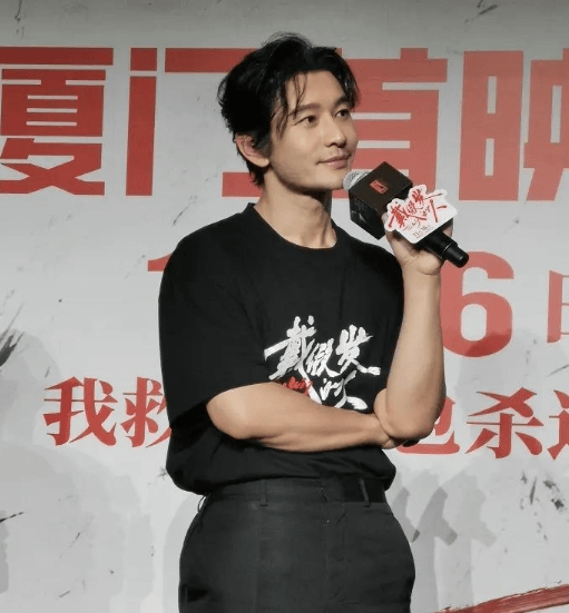 黄晓明自曝40岁前很傻,追求流量不再是人生目标,期待留下经典作品