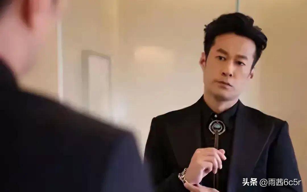 51岁仍未婚,有北京户口却为母亲定居青岛,谭凯没后悔过