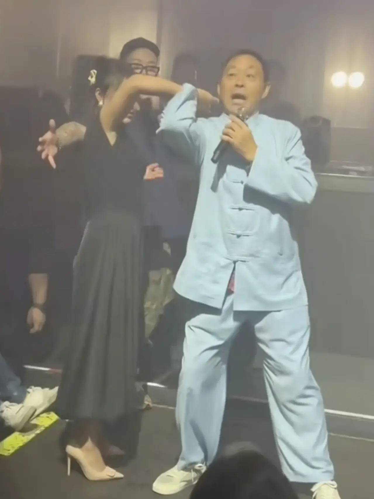 马保国打拳击(马保国打拳击的游戏)