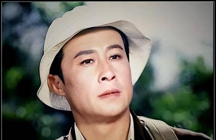 演员王心刚:照顾病妻64年,儿女成亿万富翁,今91岁只想做普通人