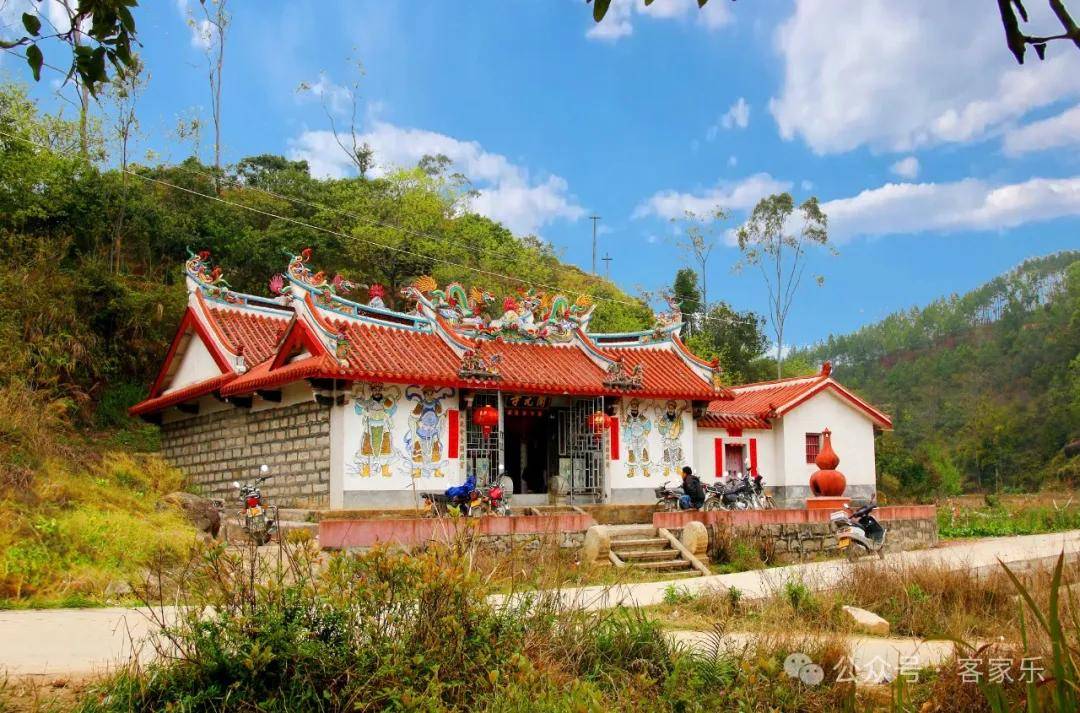 第十届"海峡两岸五显大帝文化交流大会暨秀篆民俗文化节"在诏安举行