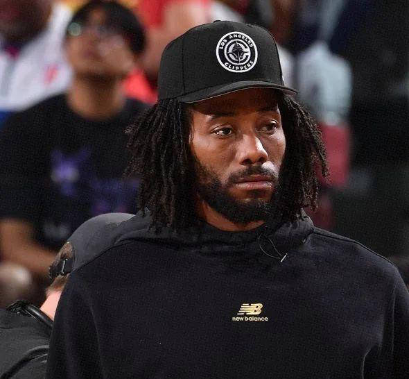 随着洛杉矶快船击败费城76人完成本赛季双杀,目前战绩2胜0负,对于老板