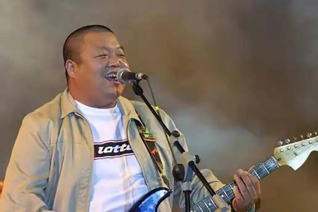 臧天朔妻子李梅:丈夫不回家20年 去世留给我400万债 1年后我告婆婆