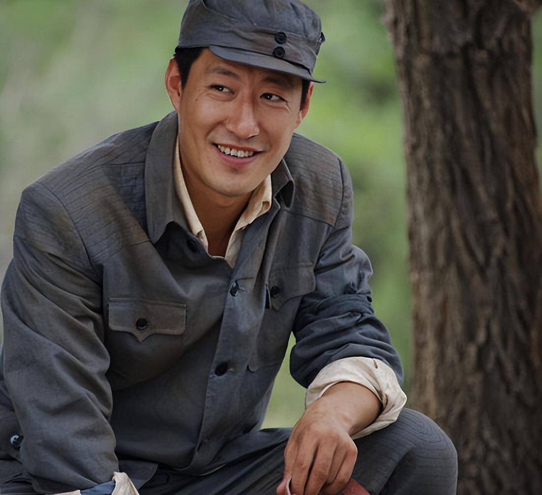 于震主演了33部谍战剧,为何一部没火!你怎么看?