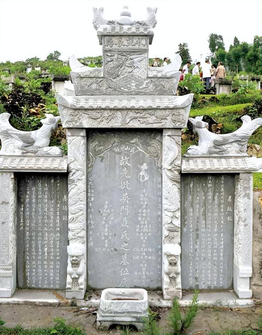 原创吴三桂去世后子孙被杀皇孙头颅被挂城墙却有一支后人逃到贵州