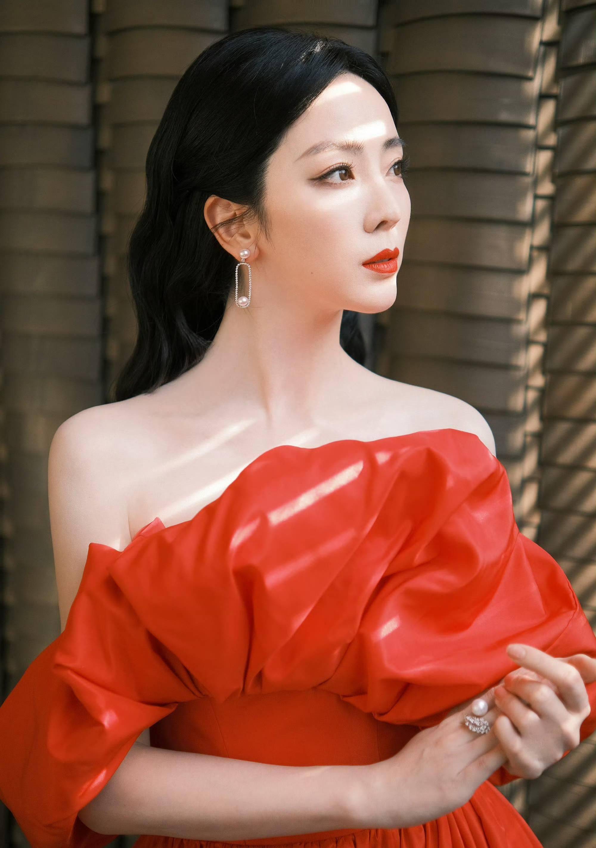 李思思的现任丈夫=李思思的现任丈夫 魏文斌