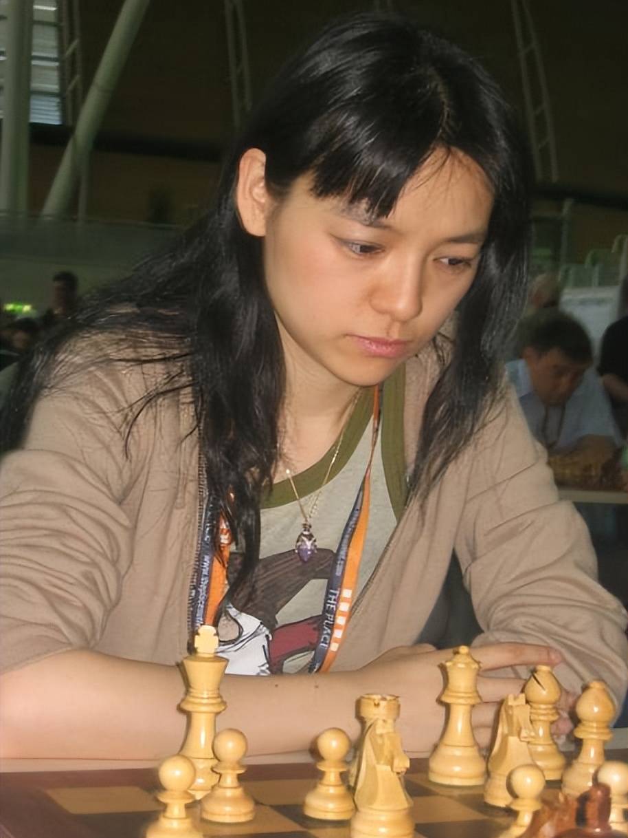 棋后诸宸:改国籍远嫁中东,老公是卡塔尔贵族,为她拒绝一夫多妻_国际象棋_中国_棋坛