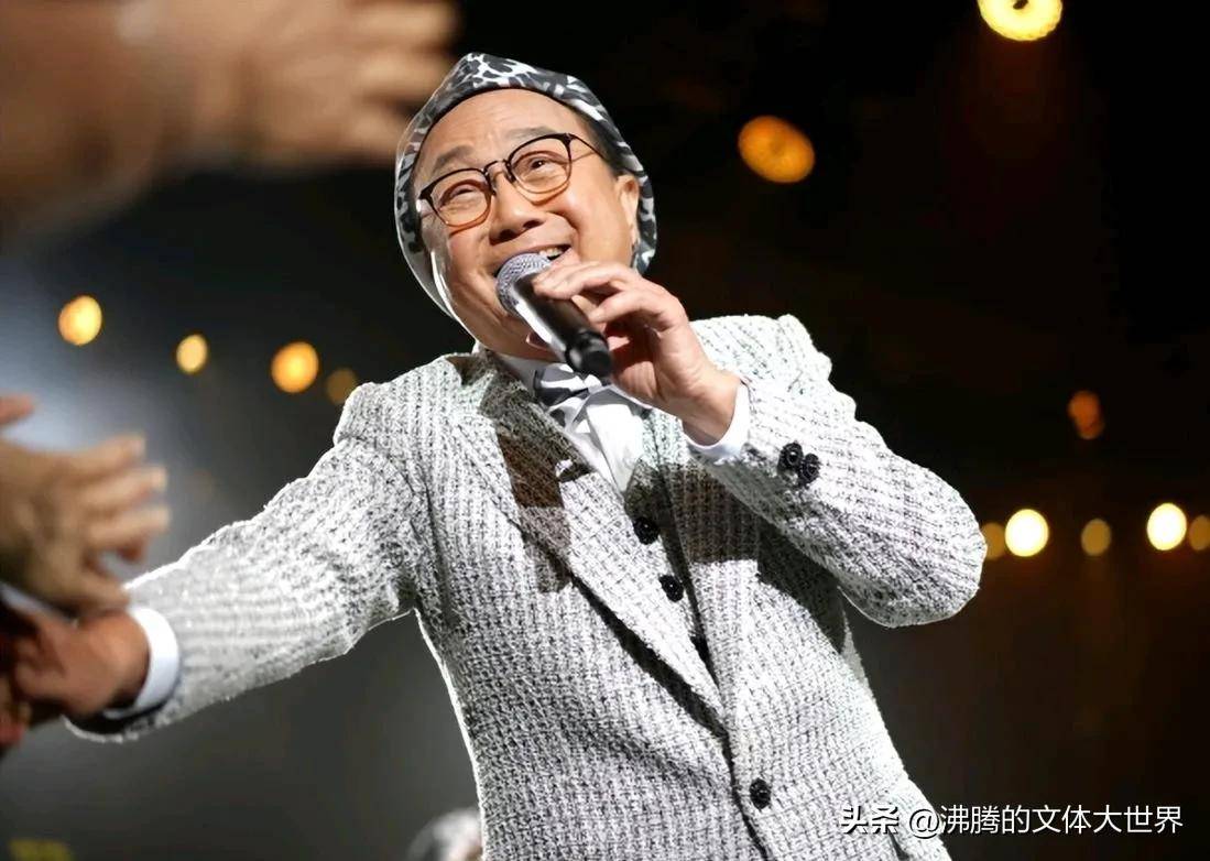 "冷面笑匠"许冠文家庭成员背景一览
