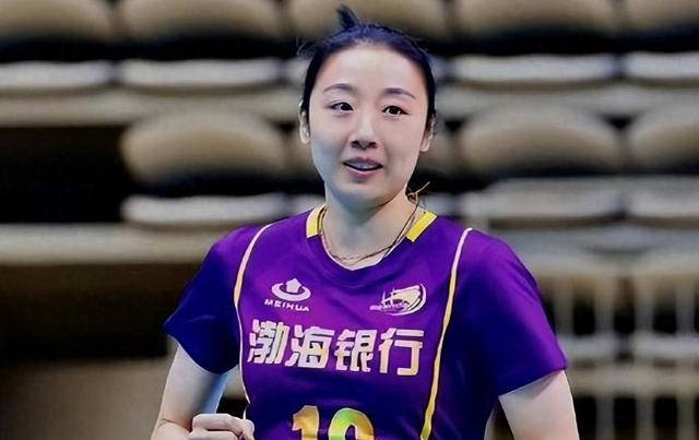 姚迪的关键优势和被低估之处_天津女排_福建_李盈