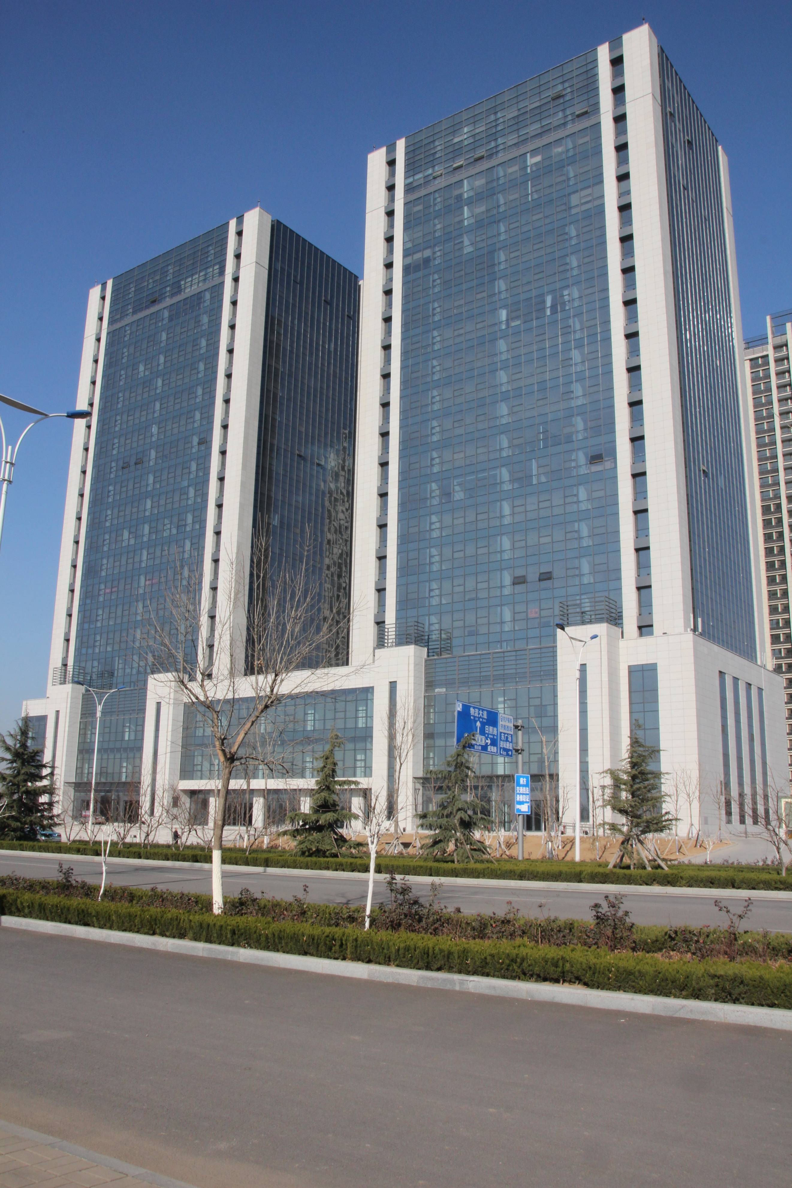 他指出,济南地铁4号线的建成通车将极大完善济南市的地铁网络,对于