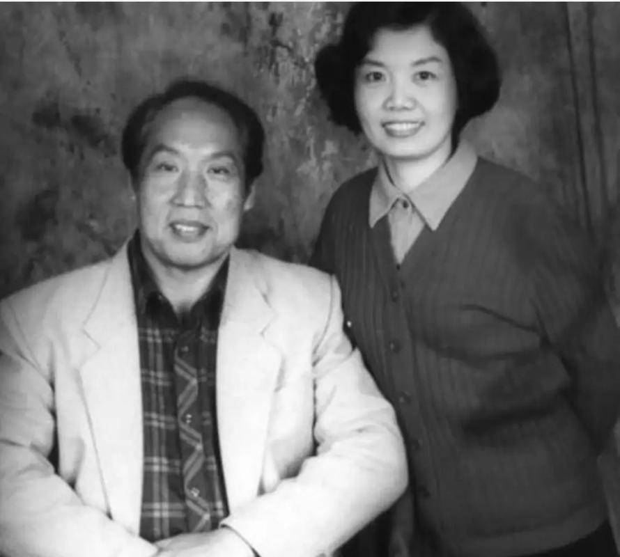 刘长瑜钱浩梁:台上演红灯记父女,台下水火不容,晚年才知是误会