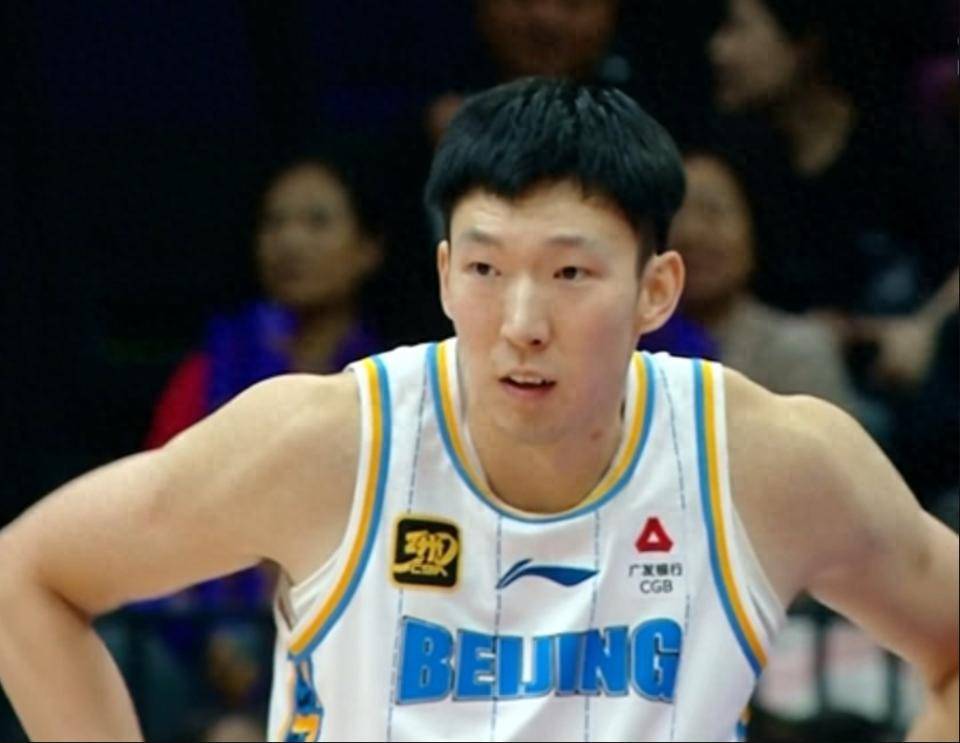 打工人心态！周琦加盟北京以来场均仅13分，无一场篮板过10_比赛_广东队_山西队
