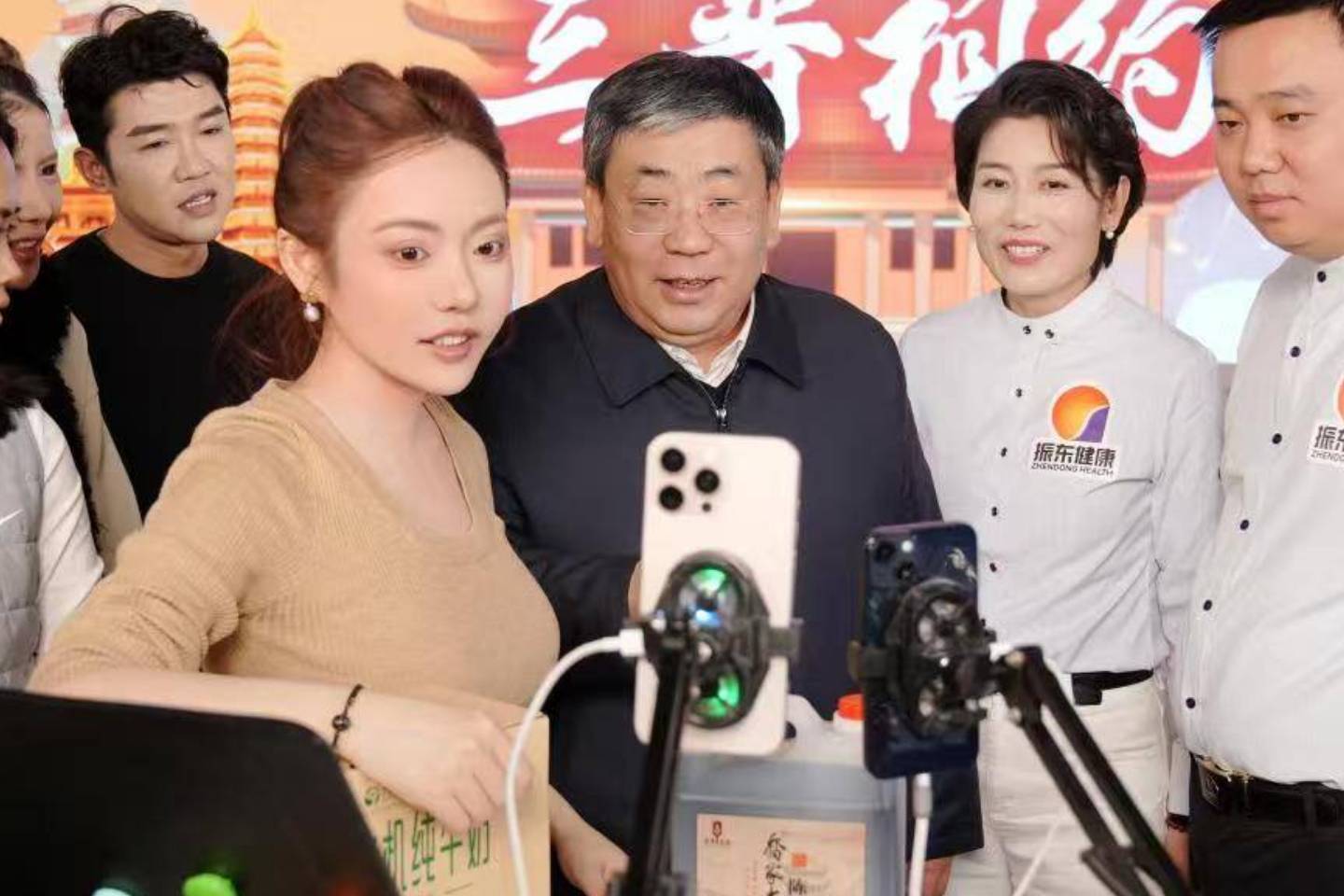 助力山西乡村振兴 辛选主播杨润心带动1.8亿好物出晋_直播_活动_蛋蛋