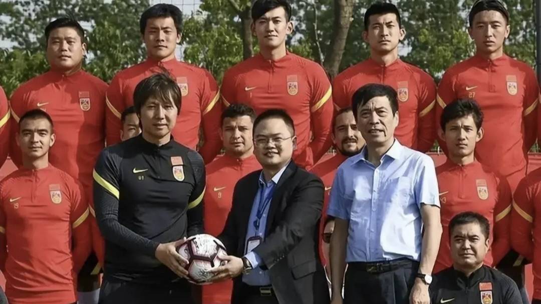 前国足主帅李铁或今天宣判！涉案1.19亿，面临数罪并罚！