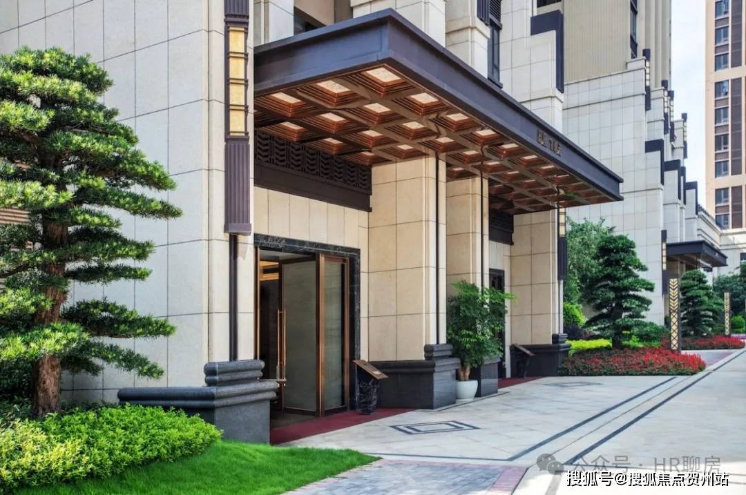 华丰前海湾 营销中心欢迎您 华丰前海湾 欢迎您(24小时电话) 售楼处地址售楼处华丰前海湾 地址_小区_罗汉_配套