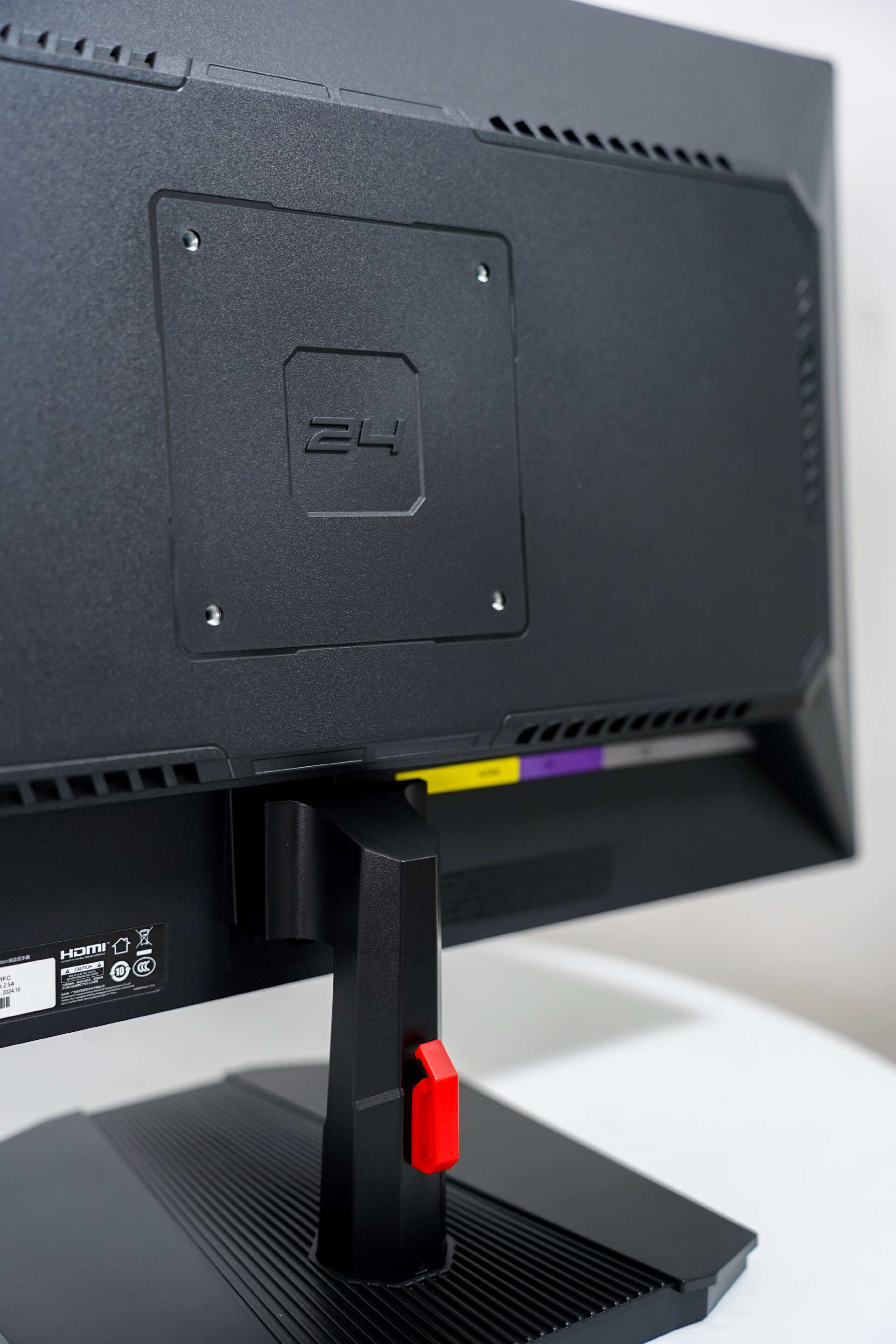 双屏新体验:联合创新显示器,让办公与娱乐更高效,更震撼!