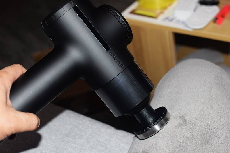 “非常规”产品，封神级性能火爆健身圈，未野ProMax筋膜枪测评