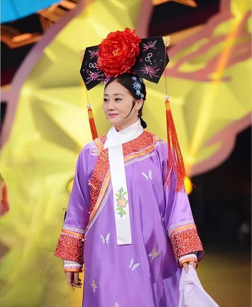 如今的赵丽娟,已经找到了属于自己的平衡点