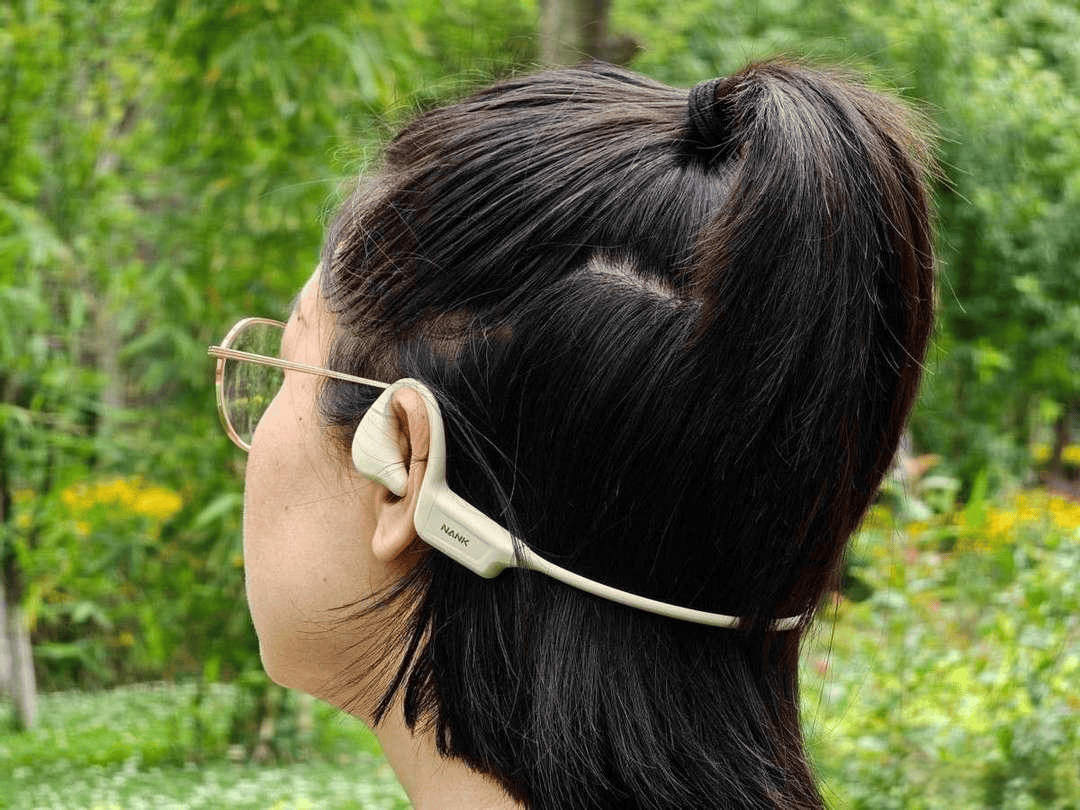 马拉松跑步耳机推荐哪款比较好?2025年五款热门马拉松跑步耳机需知