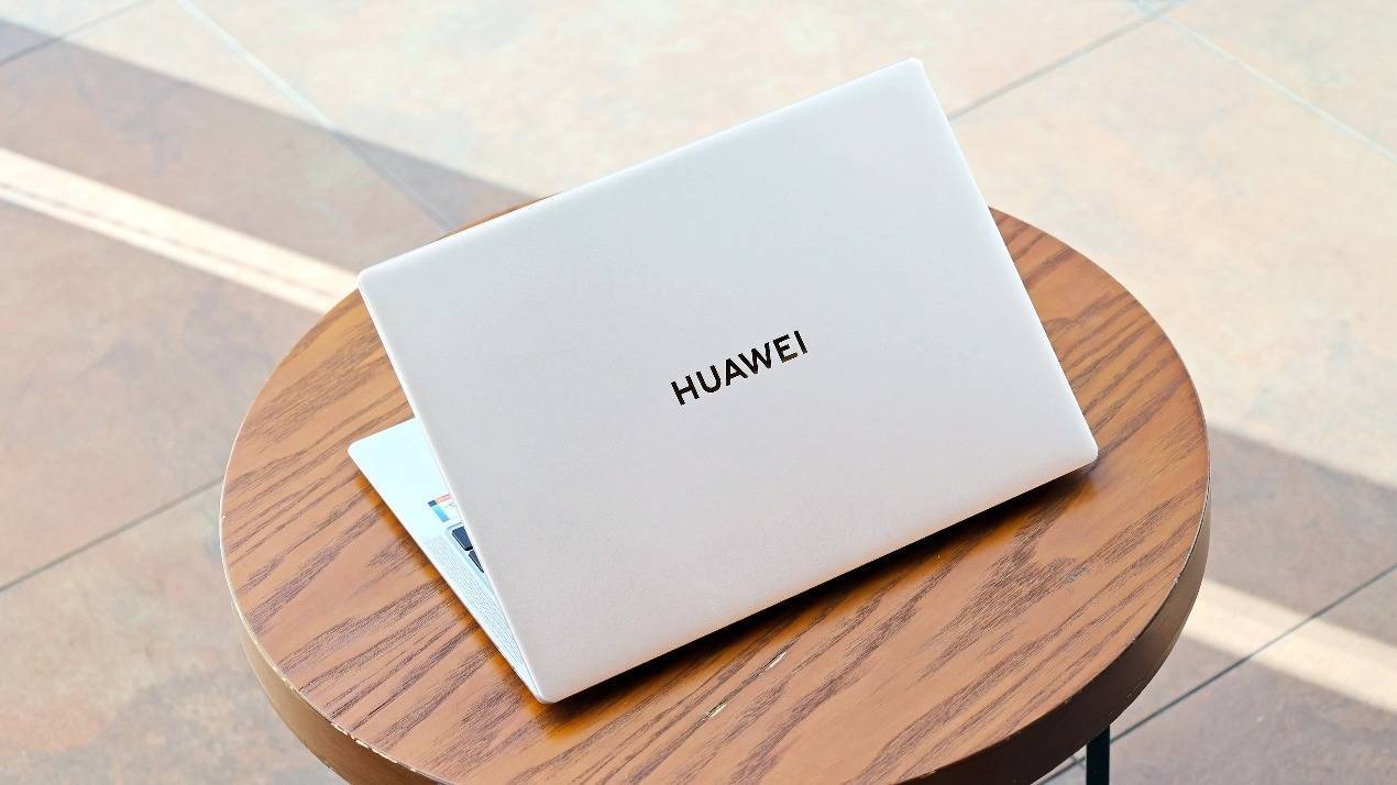 新年礼物大放送:2025新年必选!送给亲友的十大最佳礼物推荐