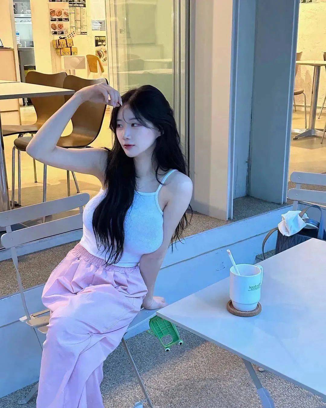 韩国“童颜女神”！细枝硕果身材，真无敌了_时尚_中国_发簪