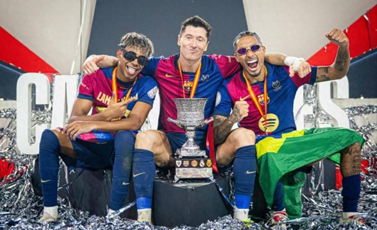 西超杯冠军谁最多?马竞仅2冠,皇马13度问鼎,第一完成15次夺魁