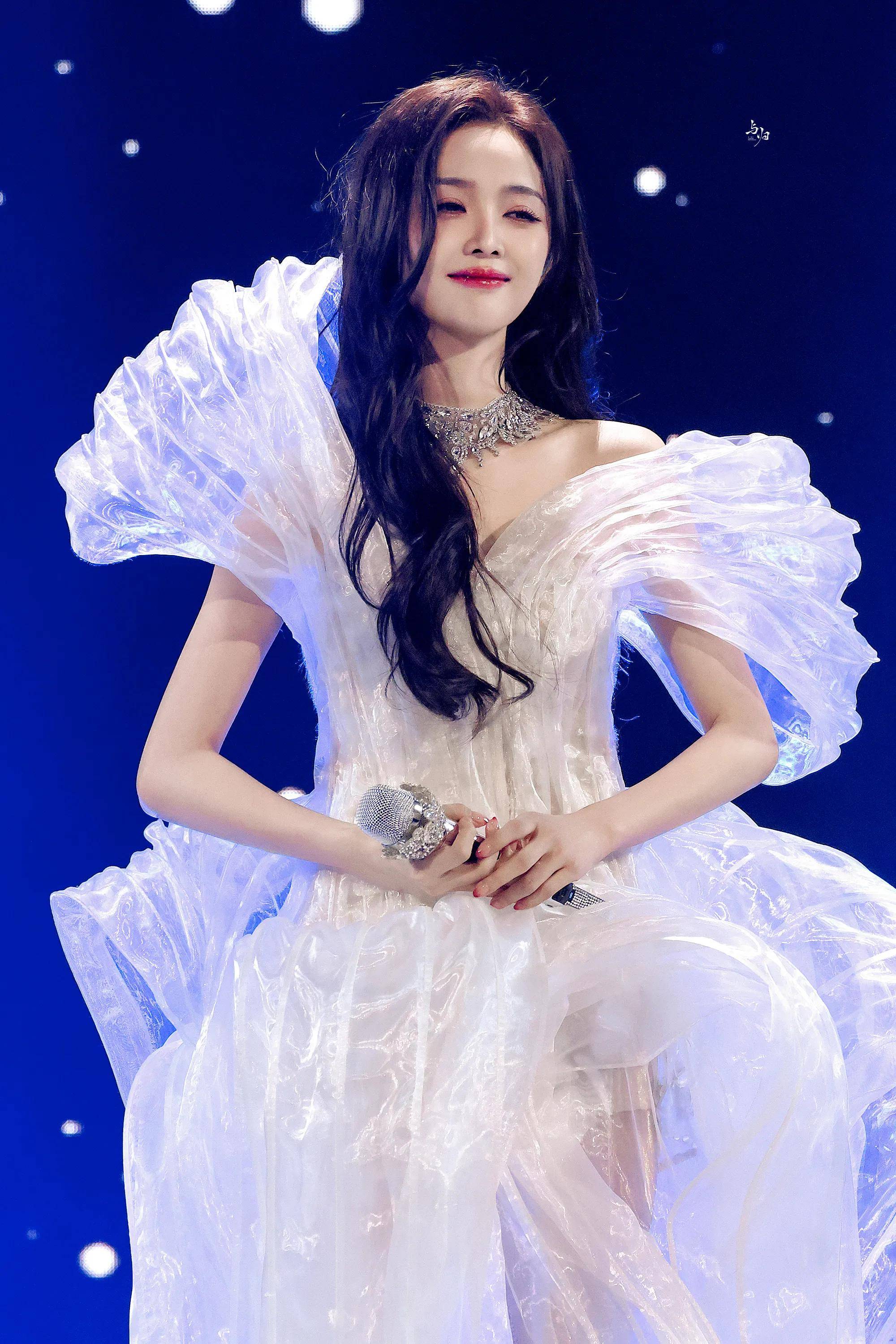 吴宣仪生日演唱会