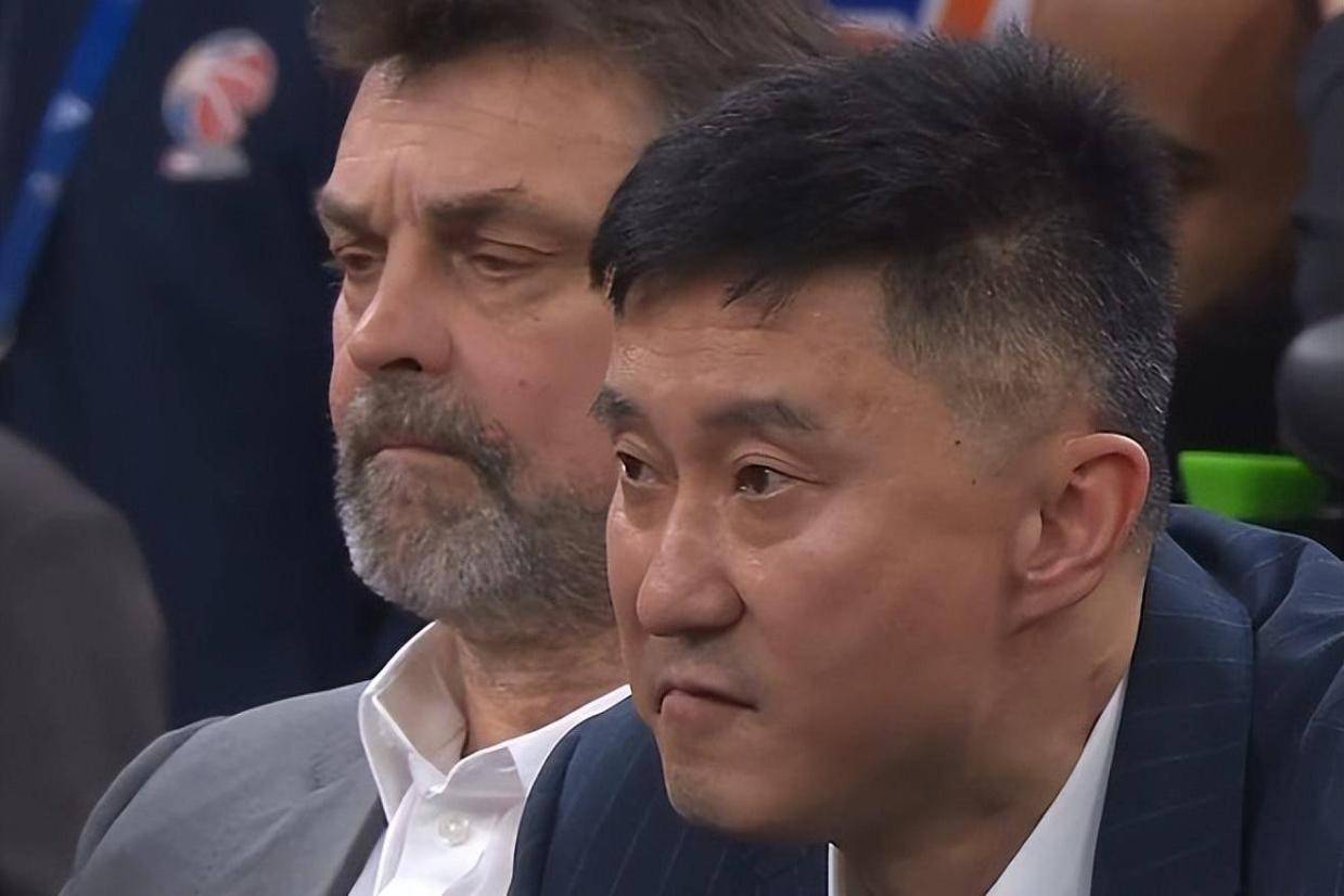 起底杜锋！9年前也与一外援闹翻，如今和吉伦场上吵架，素质太低
