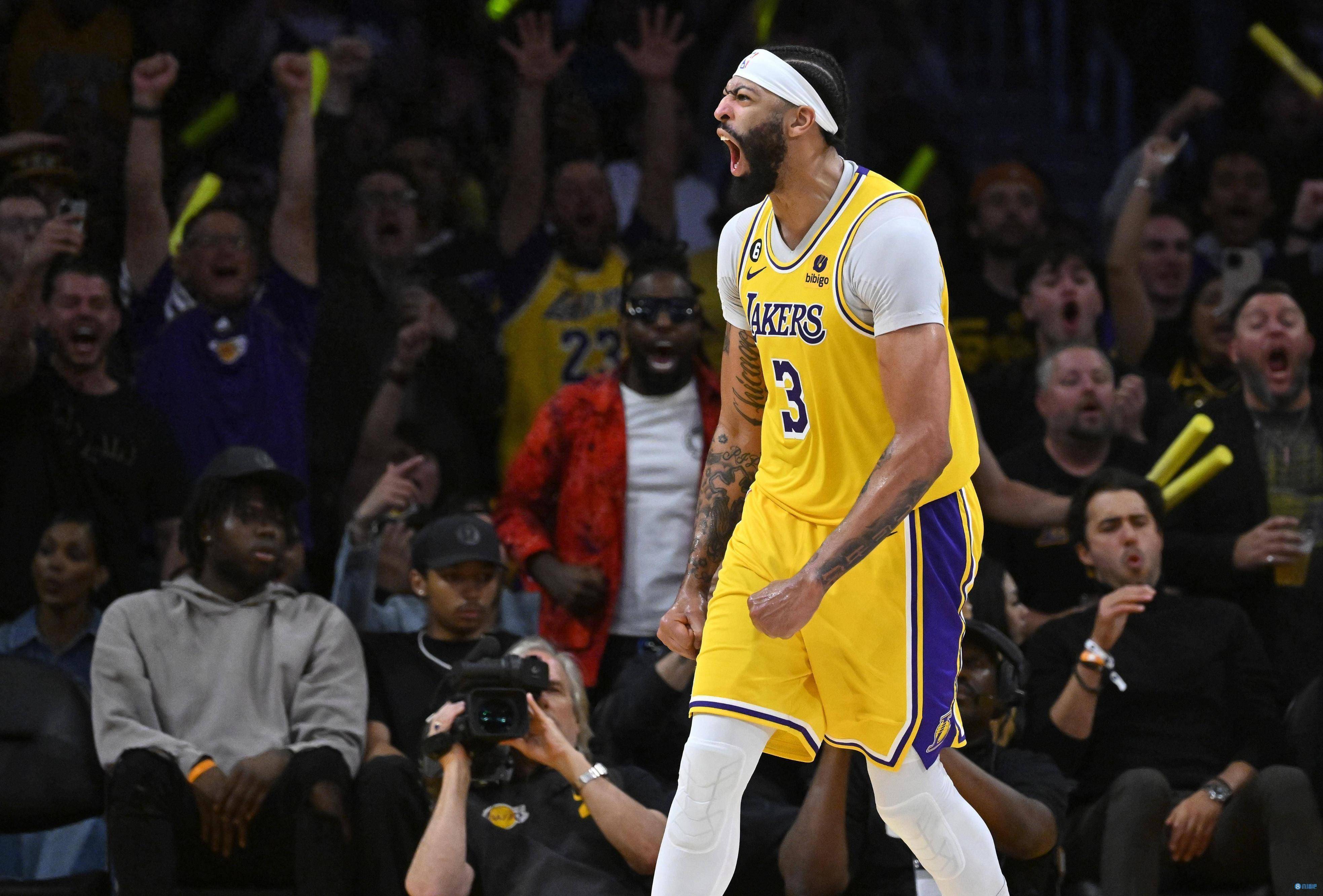 新聞分享/ LBJ 高中母校PE 回歸Nike Zoom LeBron III 'SVSM' 主場版臺灣發售在即- KENLU.net, image size:3934x2665