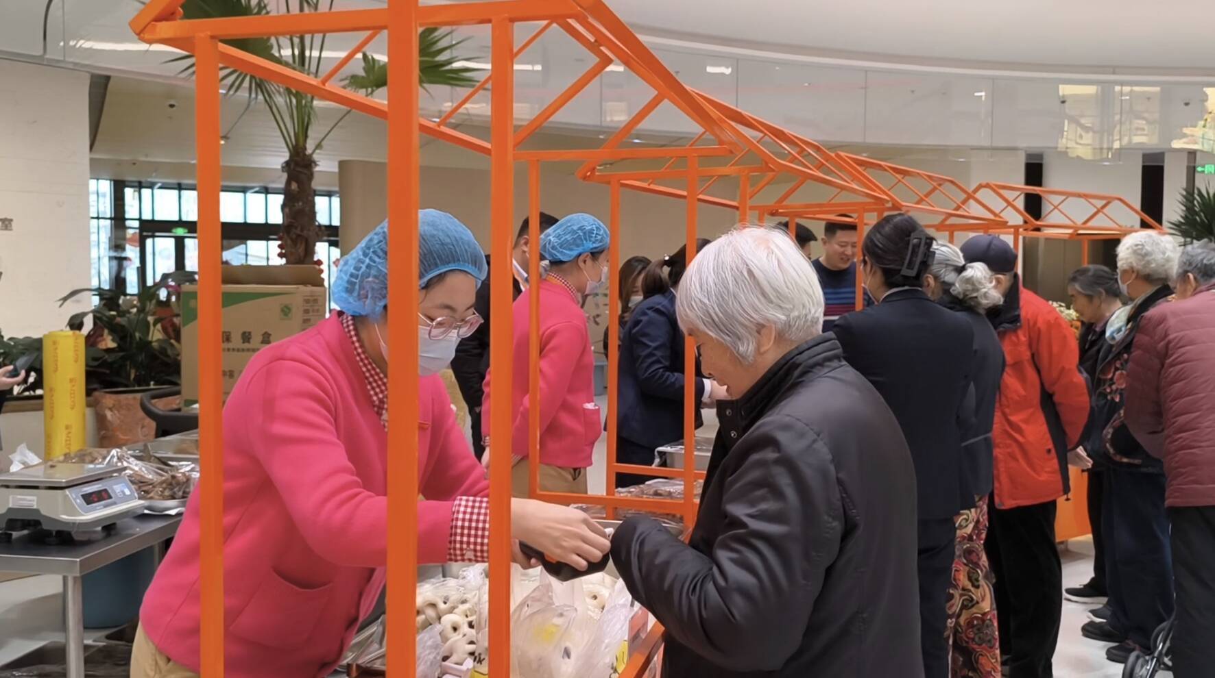 泰康之家·儒园：老人们的春节欢乐季，济南高新区泰康之家·儒园：春节活动精彩纷呈