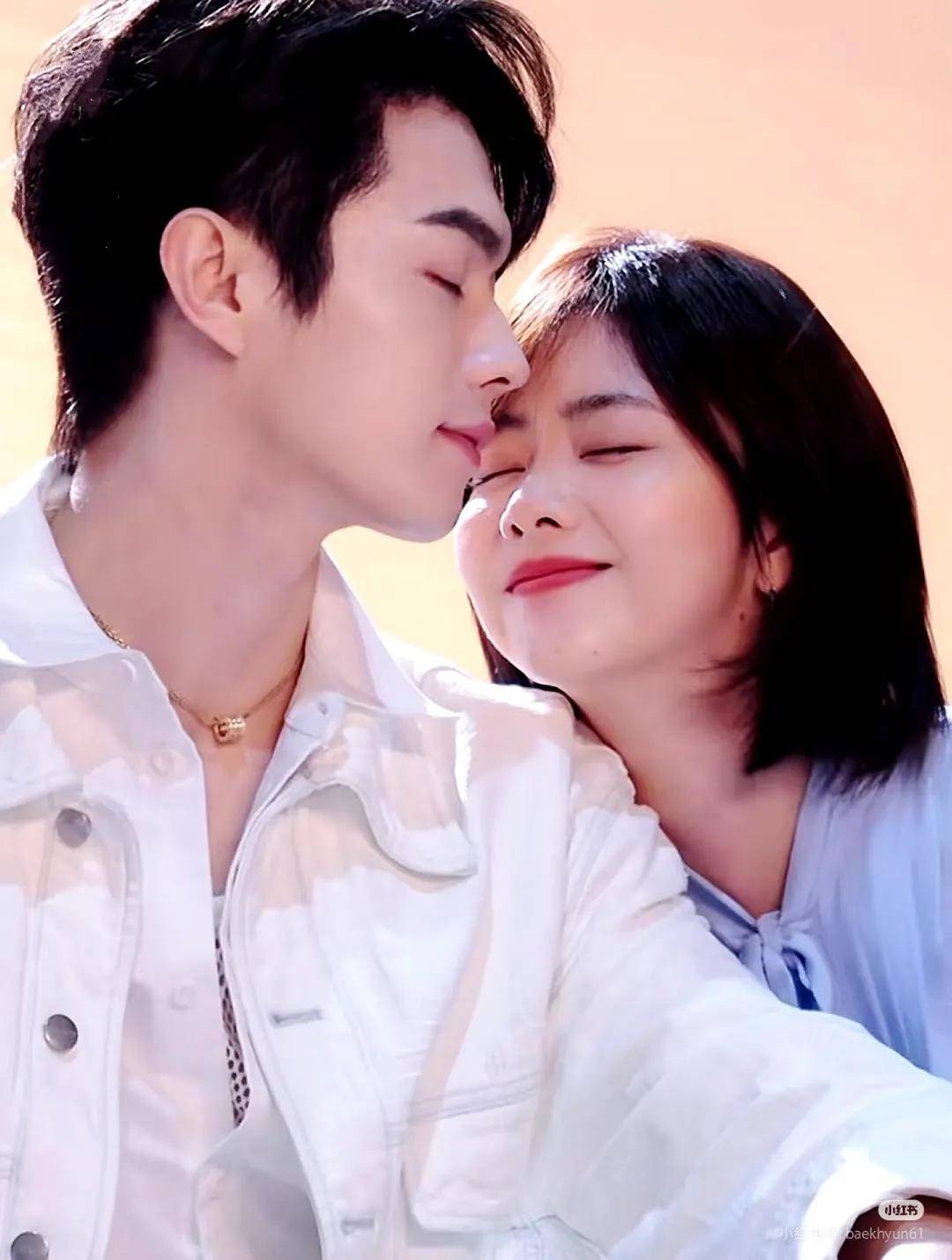 谭松韵×许凯:光影交错的浪漫史诗,情深缱绻,共绘不朽传奇!